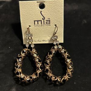 NWT Mai collection Tear Drop metal and rhinestone earrings hook earrings